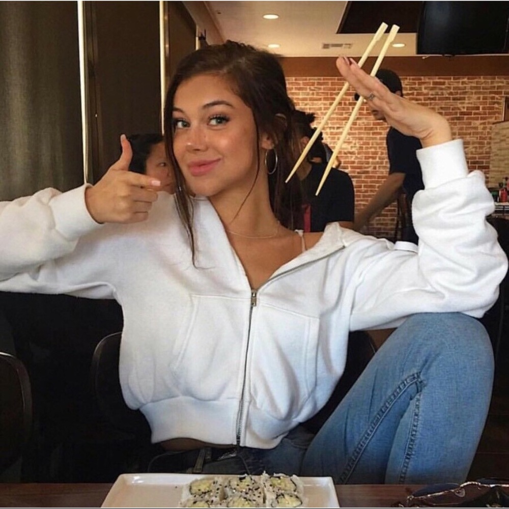 John glare white cropped hoodie brandy Melville - - Picture 4 of 4